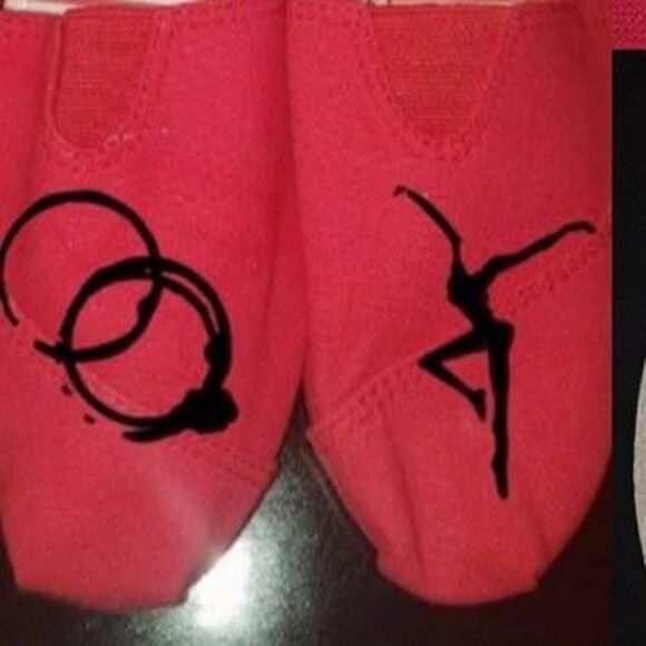 DMB Dave Matthews Band Red Slip On Tennis Shoes Multiple Sizes Women Ladies - Picture 2 of 4